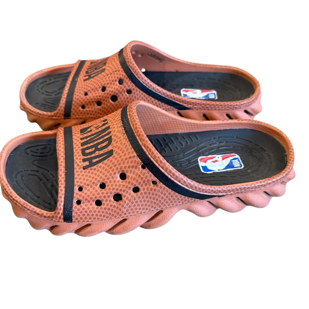NBA Brown and Black Basketball Slides men’s 6 women’s size 8